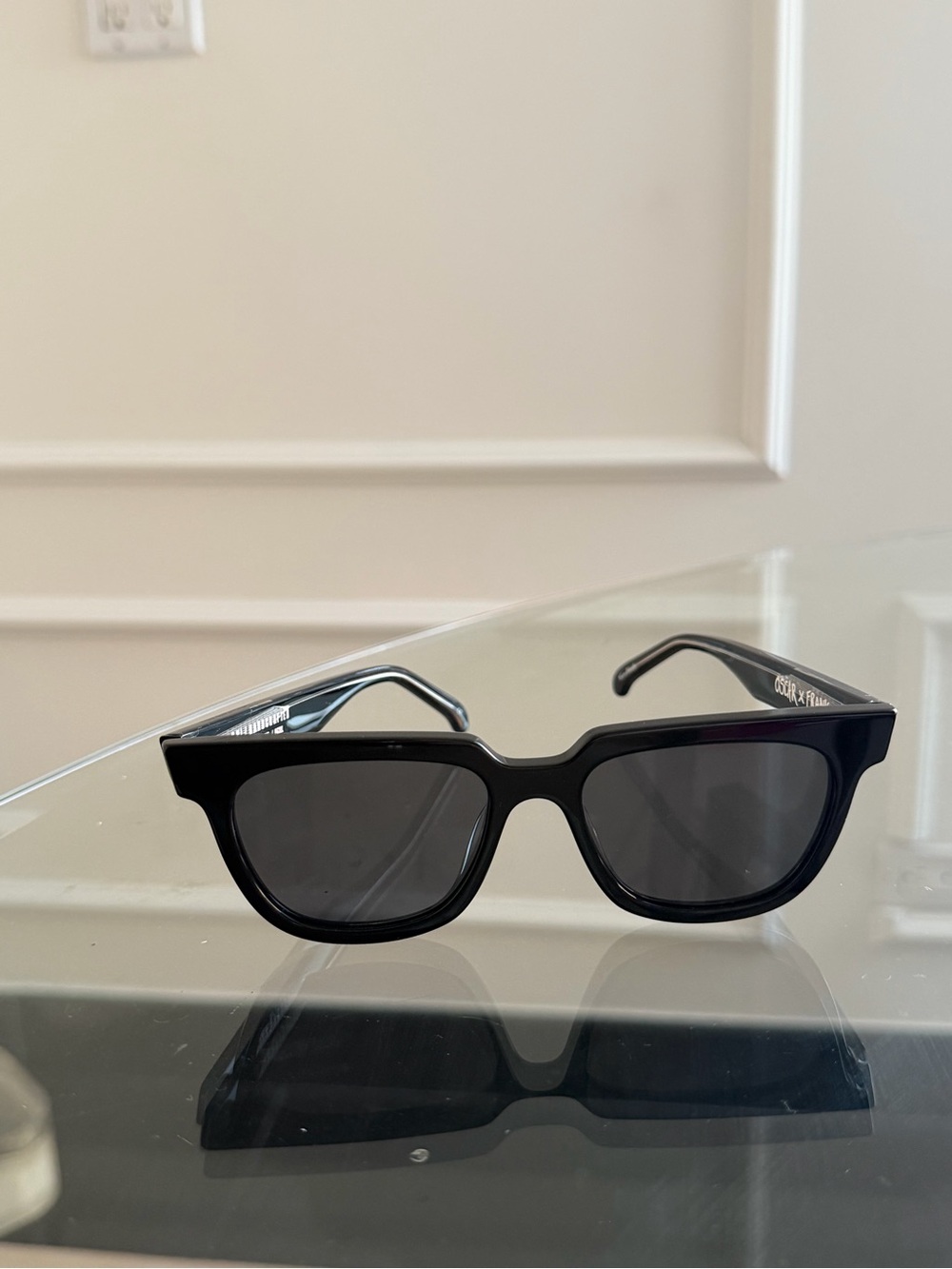 Men's Black Rectangular Sunglasses - Sleek Everyday Style